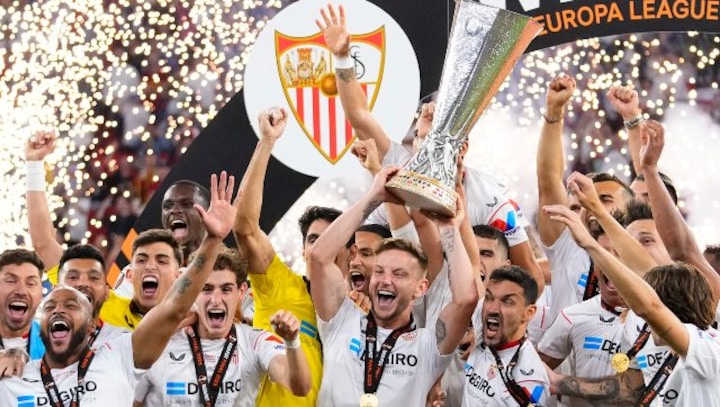 Europa League: Sevilla crush Roma and Jose Mourniho's dreams with seventh title victory