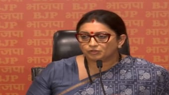'Ye kaisa ishq hai...': Smriti Irani jabs Rahul Gandhi over 'Mohabbat ki Dukaan' remarks