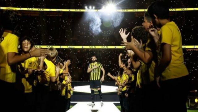 After missing out on Lionel Messi, Saudis give Karim Benzema gala welcome After missing out on Lionel Messi, Saudis give Karim Benzema gala welcome