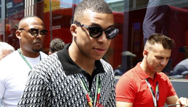 Kylian Mbappe future in major doubt after refusal to extend PSG contract Kylian Mbappe future in major doubt after refusal to extend PSG contract