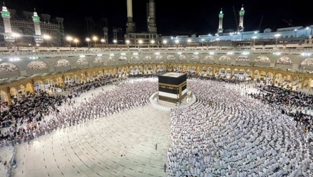 Pakistan religious body permits women to perform Hajj in the absence of male relative Pakistan religious body permits women to perform Hajj in the absence of male relative