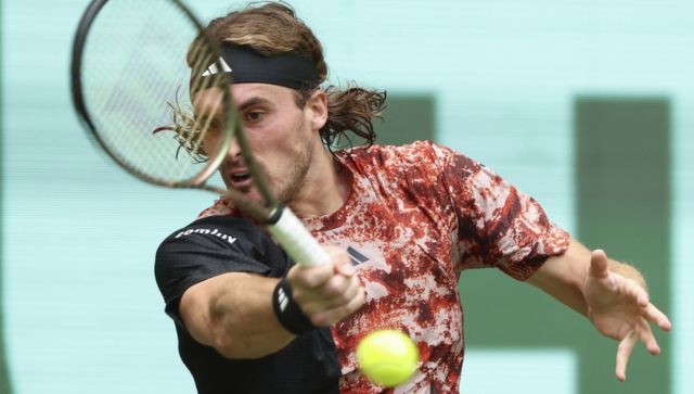 Halle Open: Stefanos Tsitsipas, Daniil Medvedev and Denis Shapovalov win openers Halle Open: Stefanos Tsitsipas, Daniil Medvedev and Denis Shapovalov win openers
