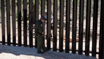Investigation into migrant girl's death in US Border Patrol's custody finds parents denied ambulance repeatedly