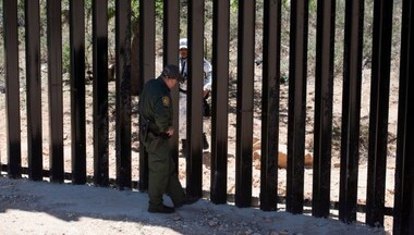 Investigation into migrant girl's death in US Border Patrol's custody finds parents denied ambulance repeatedly