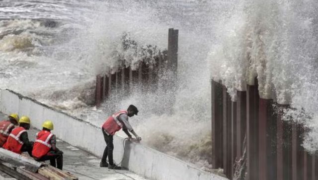 Gujarat CM Bhupendra Patel holds review meeting as Cyclone Biparjoy makes landfall Gujarat CM Bhupendra Patel holds review meeting as Cyclone Biparjoy makes landfall
