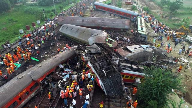 Odisha train accident: Victims’ kin still wait for bodies Odisha train accident: Victims’ kin still wait for bodies