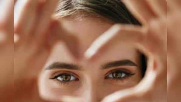 Six ways to improve eyesight naturally with these simple daily habits