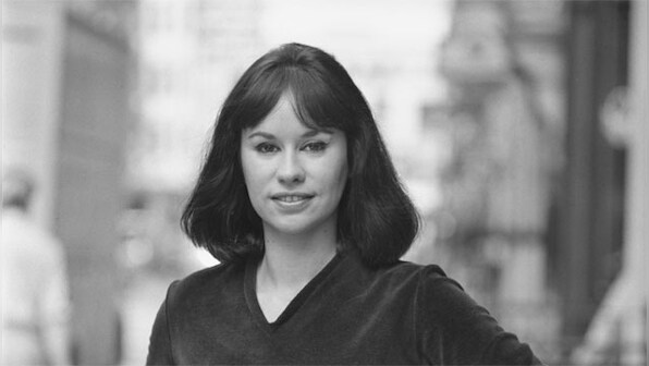 Astrud Gilberto, singer of 'The Girl from Ipanema,' passes away at 83