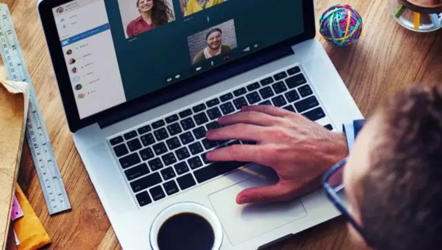 Why has India deferred its ban on imports of laptops? Who will benefit? Why has India deferred its ban on imports of laptops? Who will benefit?