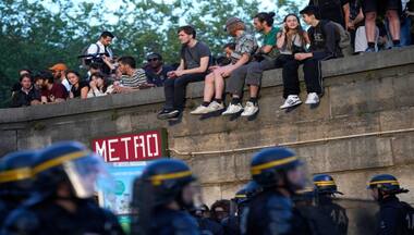 Au Revoir: How violent protests in France are driving away tourists