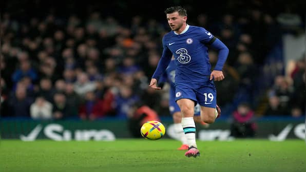 Football transfer roundup: Mason Mount joins Manchester United from Chelsea, Inigo Martinez joins Barcelona on free