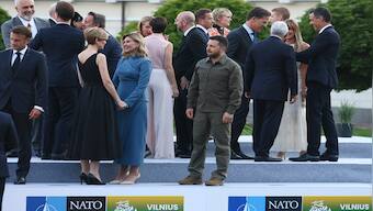 Memed: As NATO hangs Zelenskyy out to dry, netizens lampoon Ukraine prez