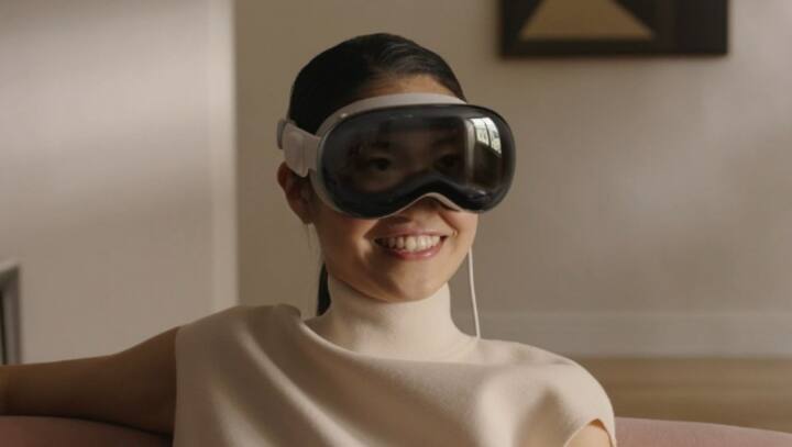 Apple forced to cut $3500-Vision Pro’s production drastically because of its complex design