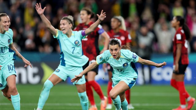 FIFA Women's World Cup: Hayley Raso brace sees Australia thump Canada 4-0 to reach last 16 FIFA Women's World Cup: Hayley Raso brace sees Australia thump Canada 4-0 to reach last 16