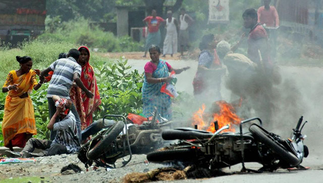 Politics of violence and of opportunism in West Bengal Politics of violence and of opportunism in West Bengal