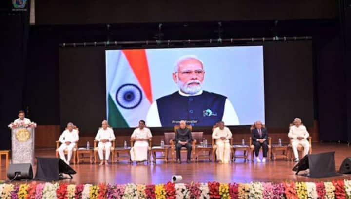 PM Modi says India leading in spirituality, technology and economy PM Modi says India leading in spirituality, technology and economy