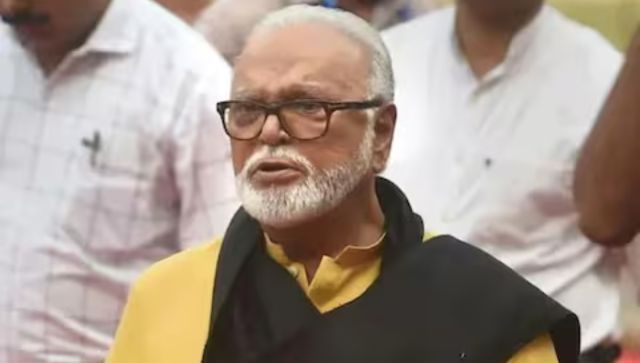 Maharashtra Political Crisis: Ajit Pawar consulted legal experts to avoid disqualification, says Chhagan Bhujbal Maharashtra Political Crisis: Ajit Pawar consulted legal experts to avoid disqualification, says Chhagan Bhujbal