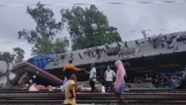 Bankura goods train crash: Railway association blames long work hours for loco pilot falling asleep Bankura goods train crash: Railway association blames long work hours for loco pilot falling asleep