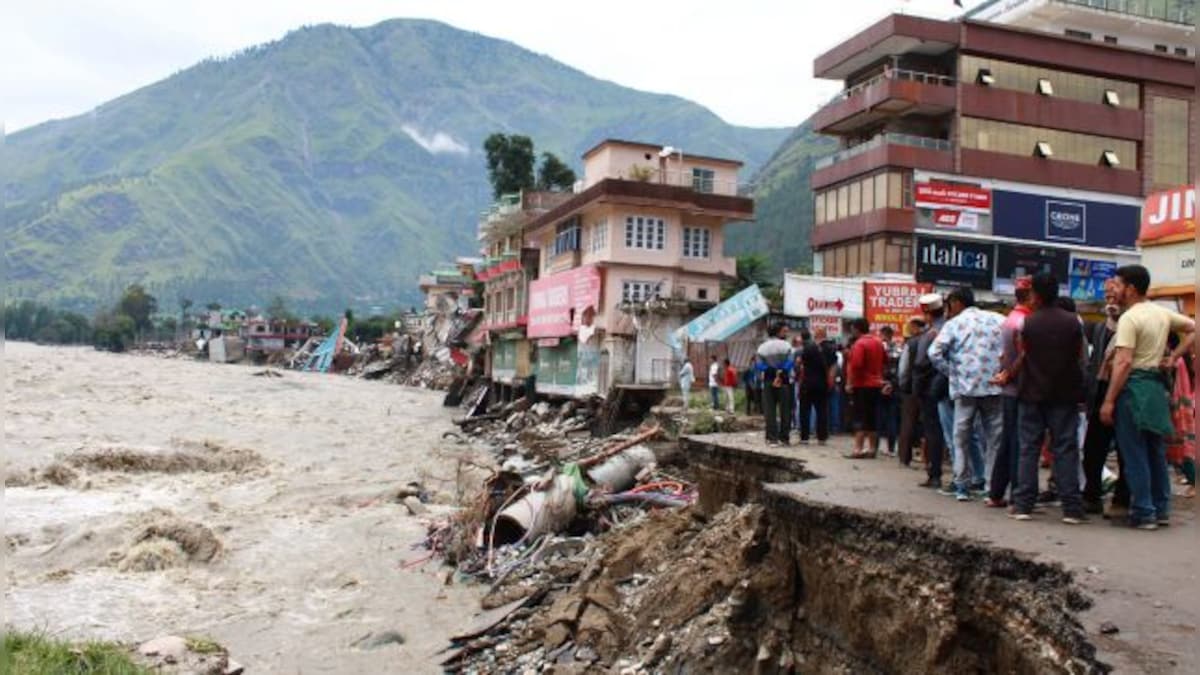 India floods: 75 per cent districts exposed to floods, 25% have early warning systems