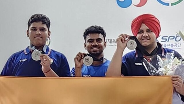 ISSF World Junior Championship: India wins silver in men's 25m Rapid Fire Pistol team event ISSF World Junior Championship: India wins silver in men's 25m Rapid Fire Pistol team event