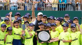 Tennis roundup: Iga Swiatek wins home title in Warsaw; Alexander Zverev ends trophy drought