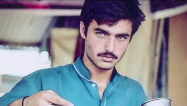 Meet the blue-eyed Pakistani chaiwala who now owns a cafe in London Meet the blue-eyed Pakistani chaiwala who now owns a cafe in London