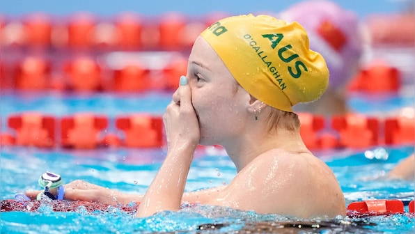 Australian swimmer Mollie O'Callaghan sets world record in 200m freestyle during World Championships