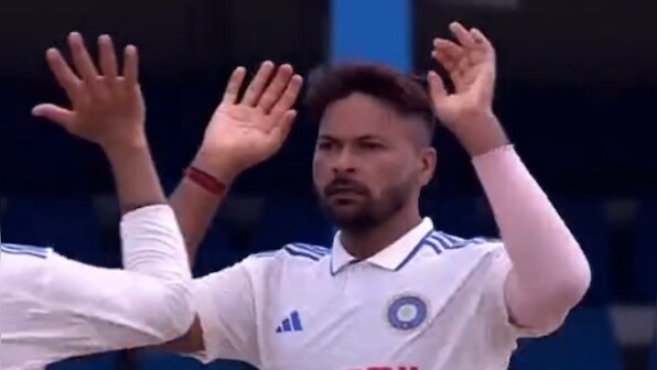 Watch: Mukesh Kumar grabs maiden international wicket by dismissing Kirk McKenzie on Day 3 of Trinidad Test