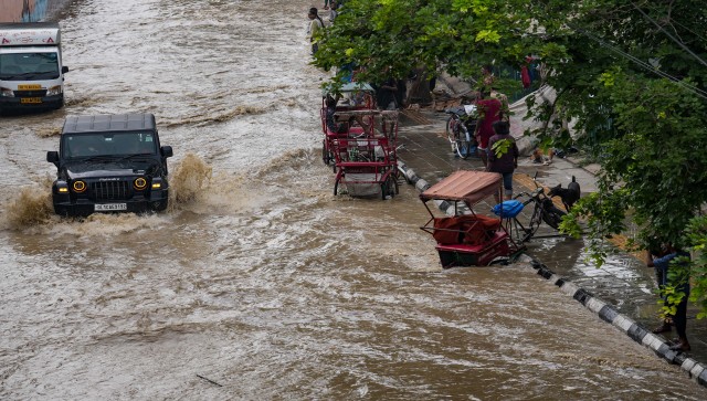 Waterlogging, traffic jams, WFH: How Delhi floods disrupted life Waterlogging, traffic jams, WFH: How Delhi floods disrupted life