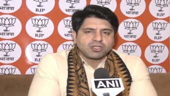 'This is reverse Robinhood': BJP attacks Lalu, Rabri, Tejashwi after CBI's fresh charge sheet in land-for-jobs scam