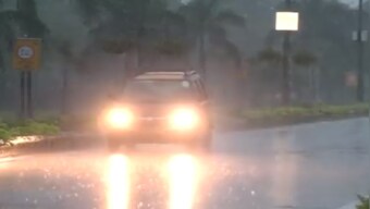 Heavy rain lashes Delhi-NCR, waterlogging in several places