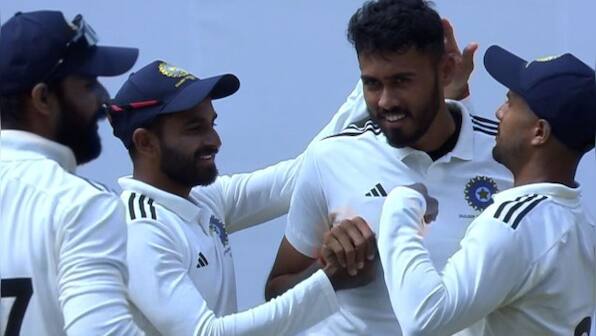 Duleep Trophy final: Vidwath Kaverappa's seven-fer, batters give South Zone control against West Zone