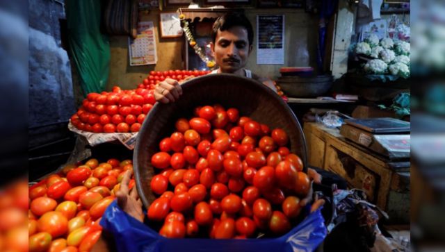 In Telangana, surge in tomato prices yield crorepati farmers this season In Telangana, surge in tomato prices yield crorepati farmers this season