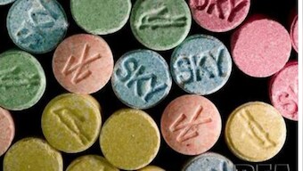 In Australia, psychiatrists now prescribing psychedelic drugs for mental health