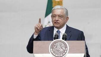 US agrees to keep border crossings open, says Mexico