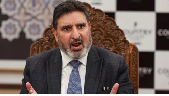 'Neither with Opposition nor with BJP': J&K's Apni Party chief Altaf Bukhari 'Neither with Opposition nor with BJP': J&K's Apni Party chief Altaf Bukhari