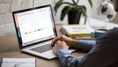 UK accidentally sends email meant for US to Mali