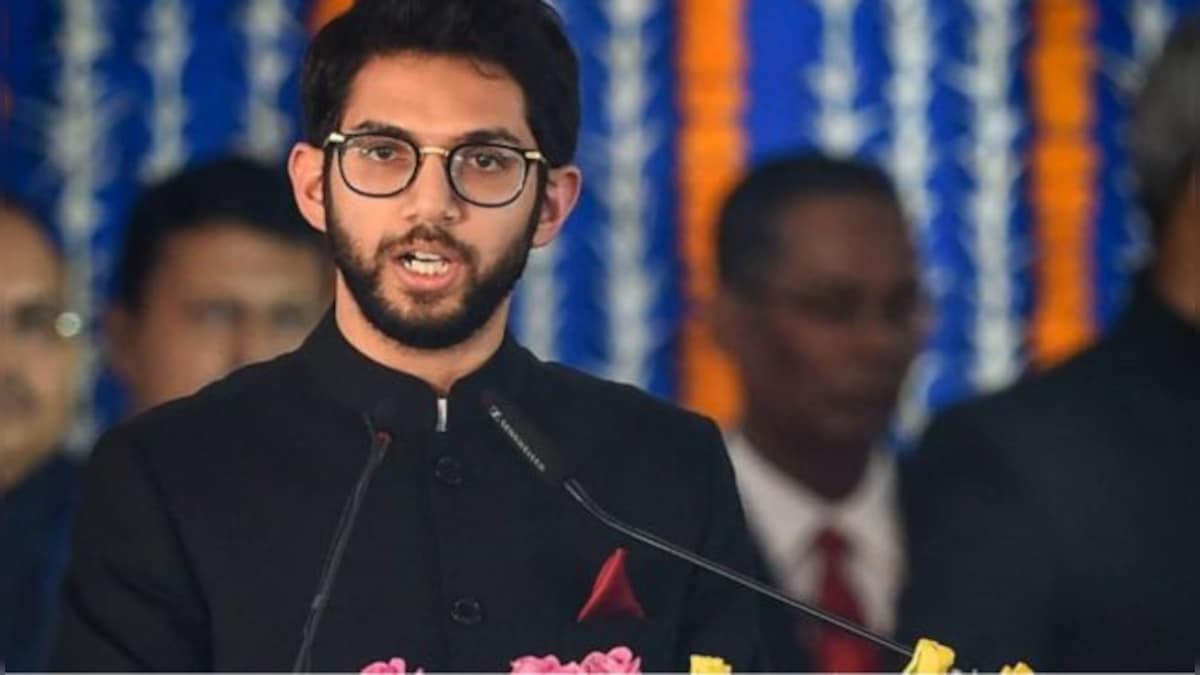 Maharashtra Shiv Sena Ubt Leader Aaditya Thackeray Claims Cm Eknath