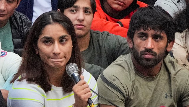 'WFI members took blatant decisions': Bajrang, Vinesh and Sakshi ask UWW to reimpose ban on WFI 'WFI members took blatant decisions': Bajrang, Vinesh and Sakshi ask UWW to reimpose ban on WFI