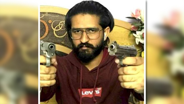 Crucial aide of Lawrence Bishnoi and Goldie Brar, accused in Moose Wala murder case, arrested from Dubai: NIA Crucial aide of Lawrence Bishnoi and Goldie Brar, accused in Moose Wala murder case, arrested from Dubai: NIA