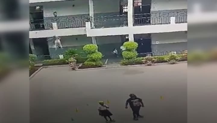 Flight of fantasy: Imitating Hrithik Roshan in Krrish, 8-year-old jumps off school building in Kanpur