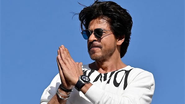 Shah Rukh Khan hurts his nose while shooting in Los Angeles, rushed to the hospital