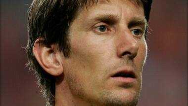 Edwin van der Sar 'out of life-threatening danger': Ajax