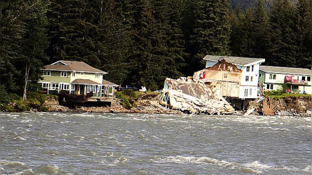 Alaska glacier dam outburst: How risky are floods caused by bursting of snow and ice dams?