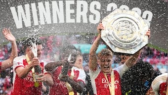 Community Shield: Arsenal beat Manchester City on penalties after stoppage time equaliser