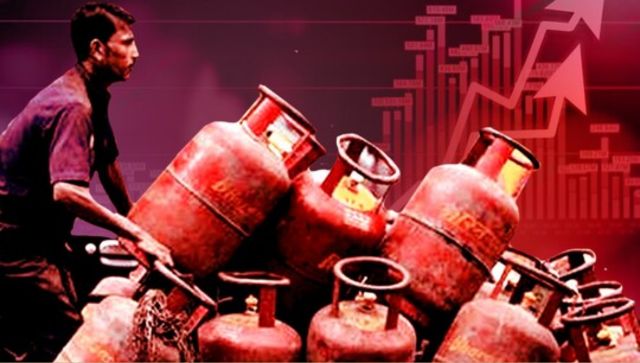 MP govt to give domestic gas cylinder at Rs 450 in Sawan month MP govt to give domestic gas cylinder at Rs 450 in Sawan month