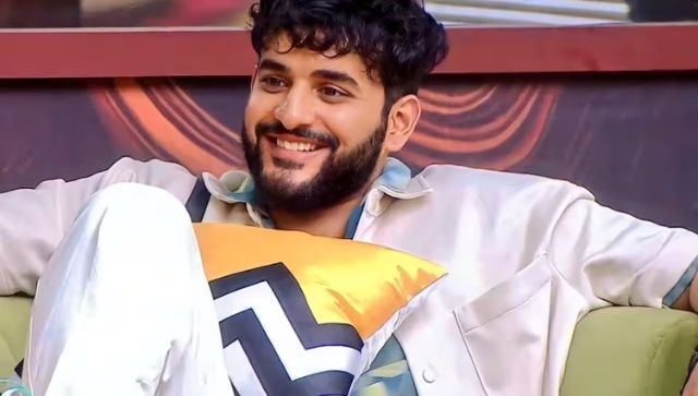 Bigg Boss OTT 2: Abhishek Malhan hospitalised before finale, fans say 'trophy waiting for you' Bigg Boss OTT 2: Abhishek Malhan hospitalised before finale, fans say 'trophy waiting for you'