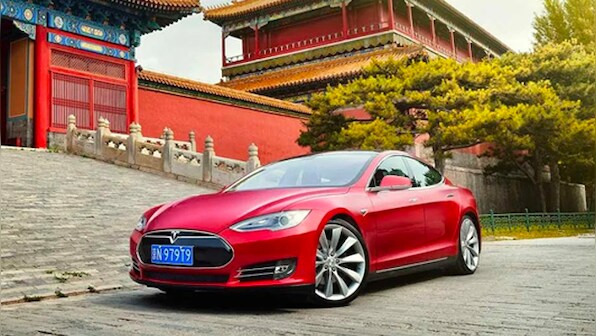 Disruptive Tactics: Elon Musk & Tesla are wreaking havoc in China’s EV market by giving insane discounts