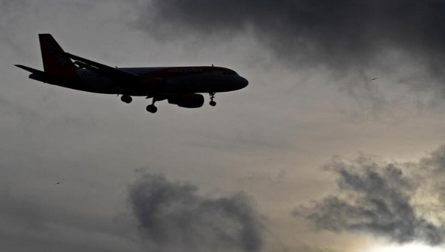 Major mishap averted at Delhi airport as Vistara planes get permission to take off, land at same time Major mishap averted at Delhi airport as Vistara planes get permission to take off, land at same time
