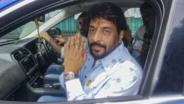 WATCH: ED conducts raid at Haryana ex-minister Gopal Kanda's Gurugram house WATCH: ED conducts raid at Haryana ex-minister Gopal Kanda's Gurugram house